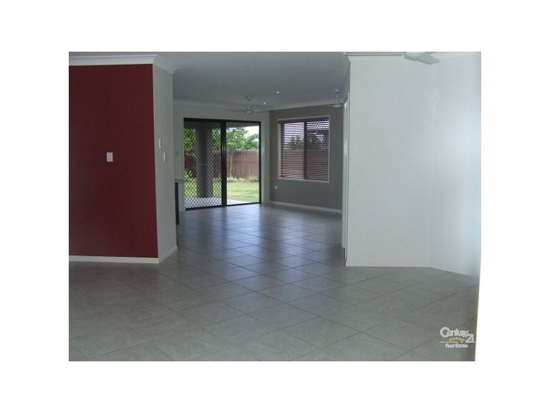 5 Santiago Court, Mount Louisa QLD 4814