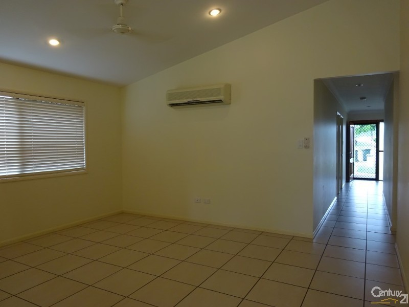46 Seabrook Circuit, Bushland Beach QLD 4818