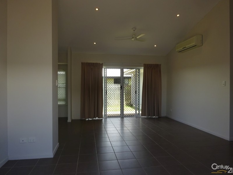 20 Daintree Drive, Bushland Beach QLD 4818