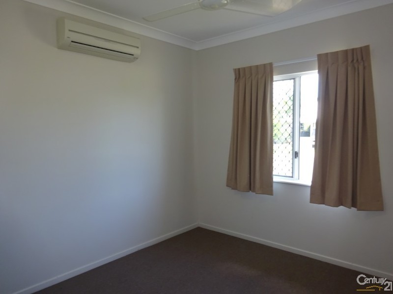 20 Daintree Drive, Bushland Beach QLD 4818