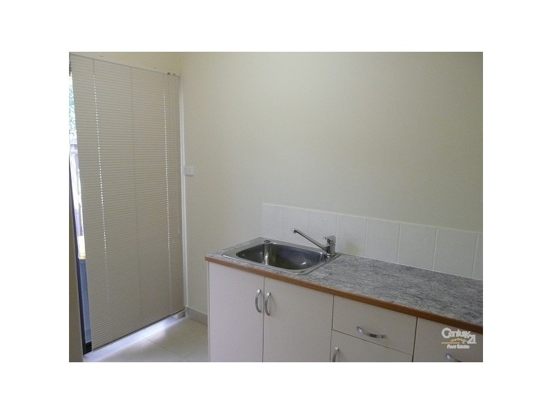 Bushland Beach QLD 4818