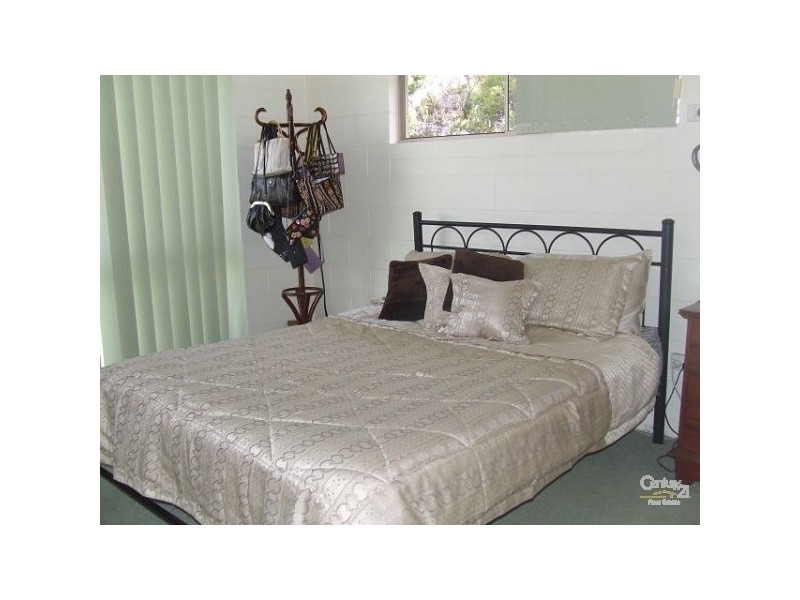 8 Gilmour Crescent, Kirwan QLD 4817