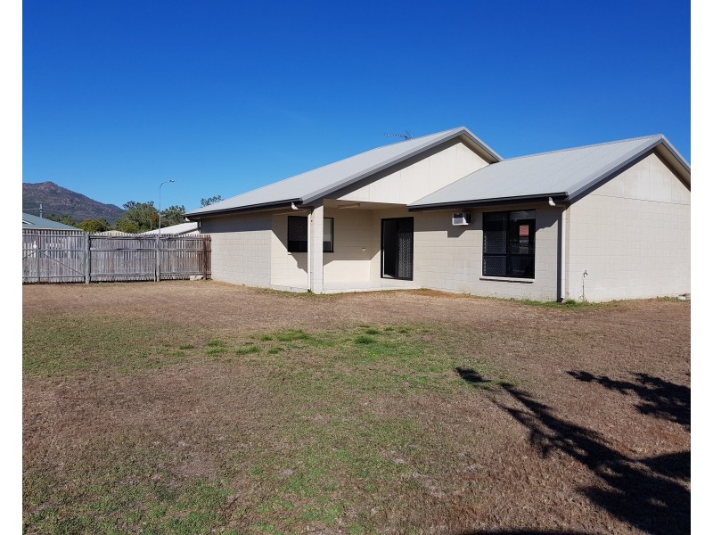6 Cardno Court, Kelso QLD 4815