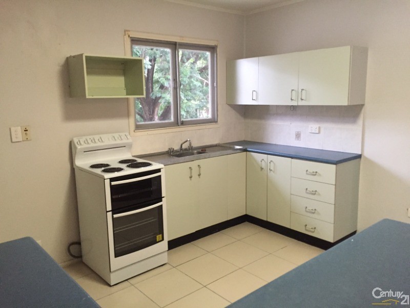 85 Albany Road, Pimlico QLD 4812