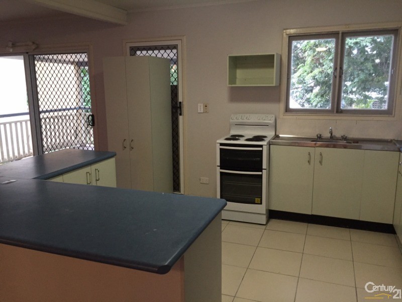 85 Albany Road, Pimlico QLD 4812