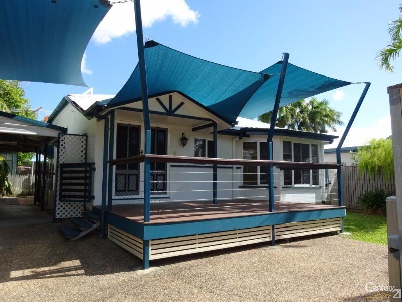 1/30 McLachlan Street, Currajong QLD 4812