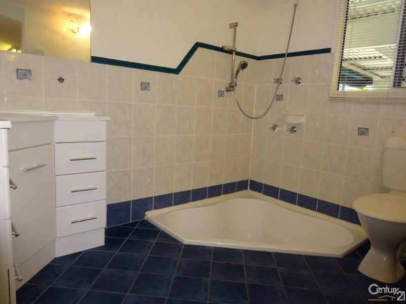 1/30 McLachlan Street, Currajong QLD 4812