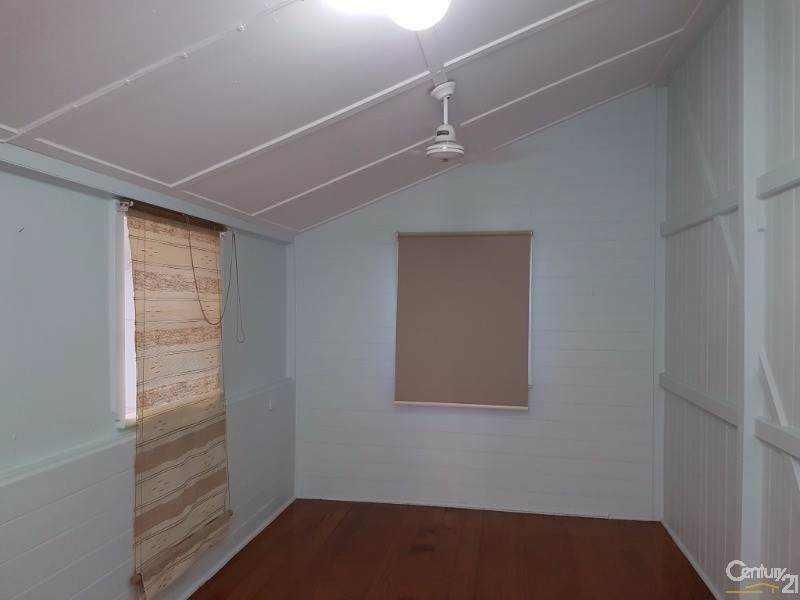 1/30 McLachlan Street, Currajong QLD 4812