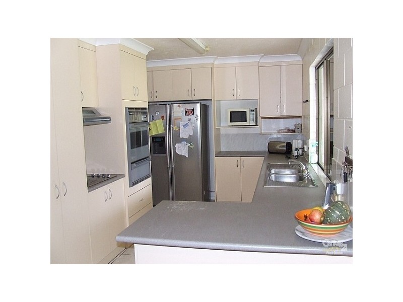 37 Mount Low Parkway, Mount Low QLD 4818