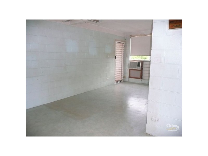 2/18 Armstrong Street, Hermit Park QLD 4812