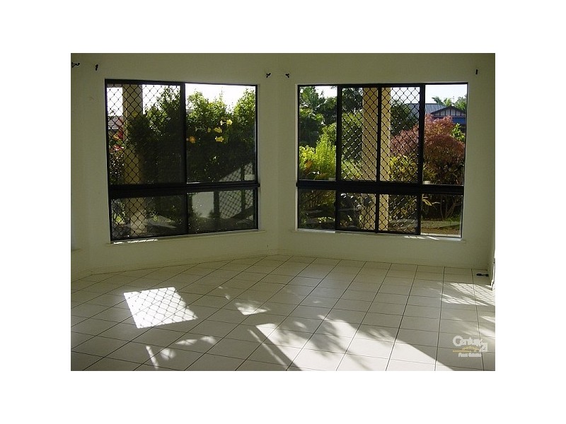 13 Crestbrook Drive, Mount Louisa QLD 4814