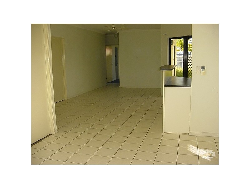 13 Crestbrook Drive, Mount Louisa QLD 4814