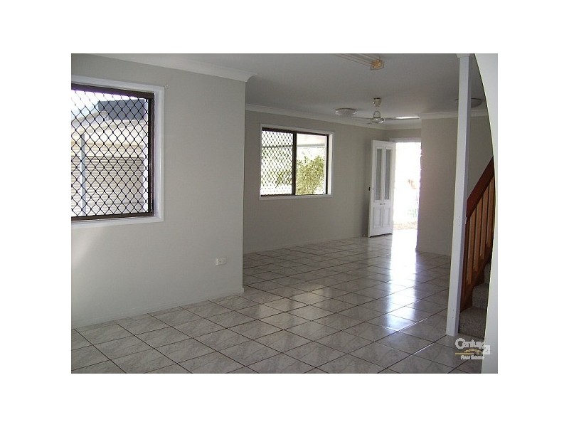 31 Julia Street, Kirwan QLD 4817