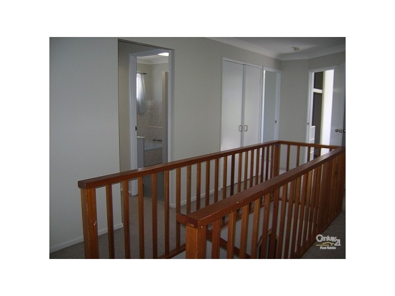 31 Julia Street, Kirwan QLD 4817