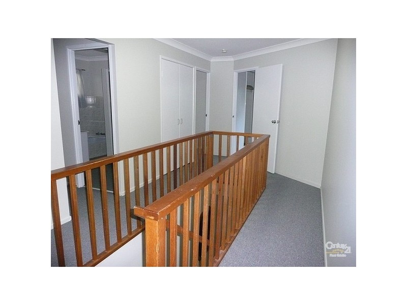 31 Julia Street, Kirwan QLD 4817