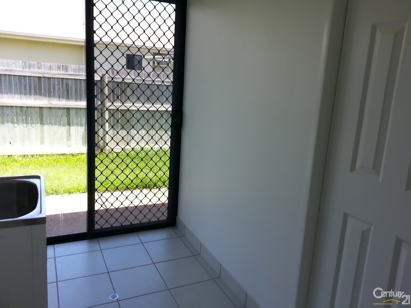 25 Currawinya Court, Bushland Beach QLD 4818