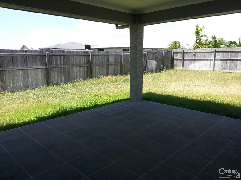 25 Currawinya Court, Bushland Beach QLD 4818