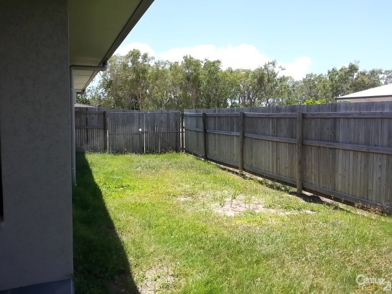 25 Currawinya Court, Bushland Beach QLD 4818