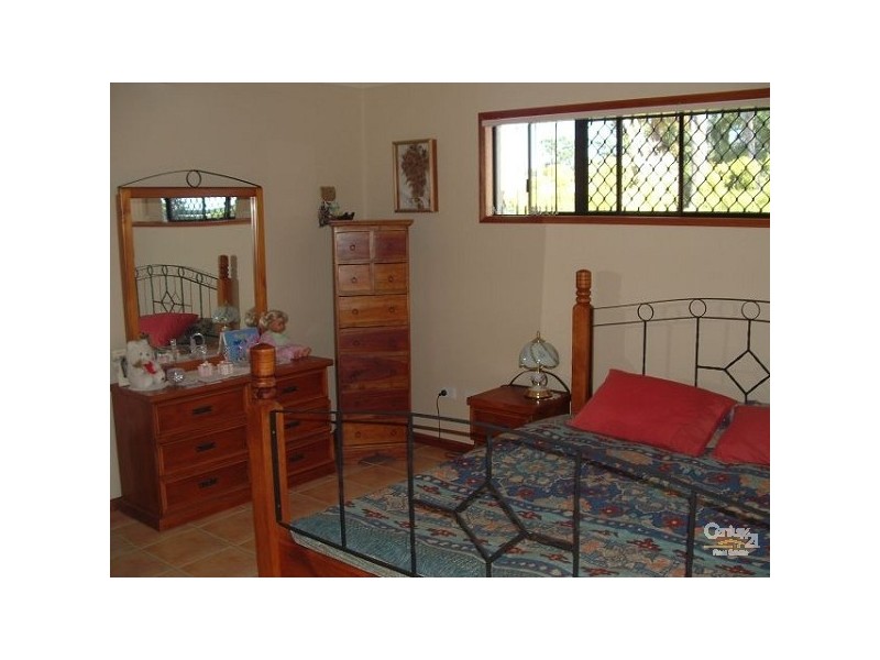 4 Hickory Court, Bushland Beach QLD 4818