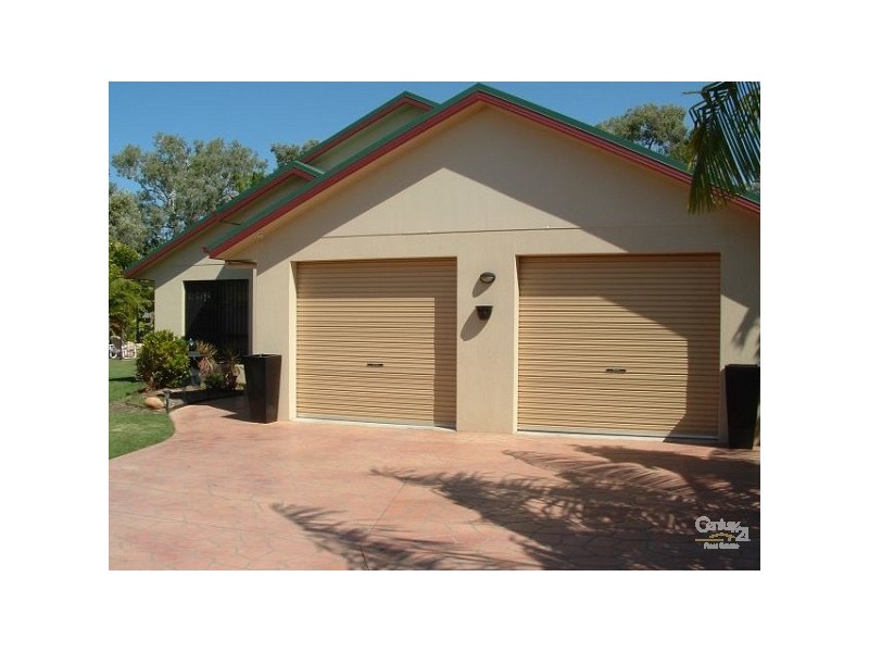 4 Hickory Court, Bushland Beach QLD 4818