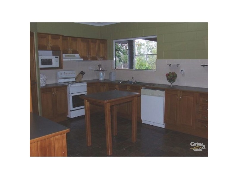 64 Toolakea Beach Road, Bluewater QLD 4818