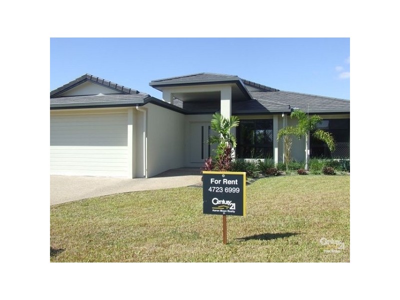 Bushland Beach QLD 4818