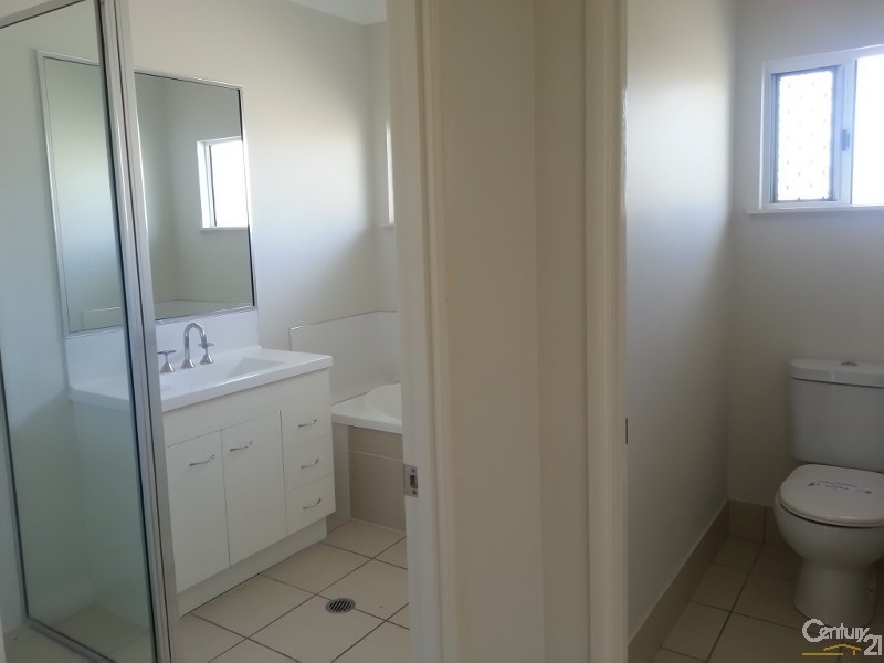 Bohle Plains QLD 4817