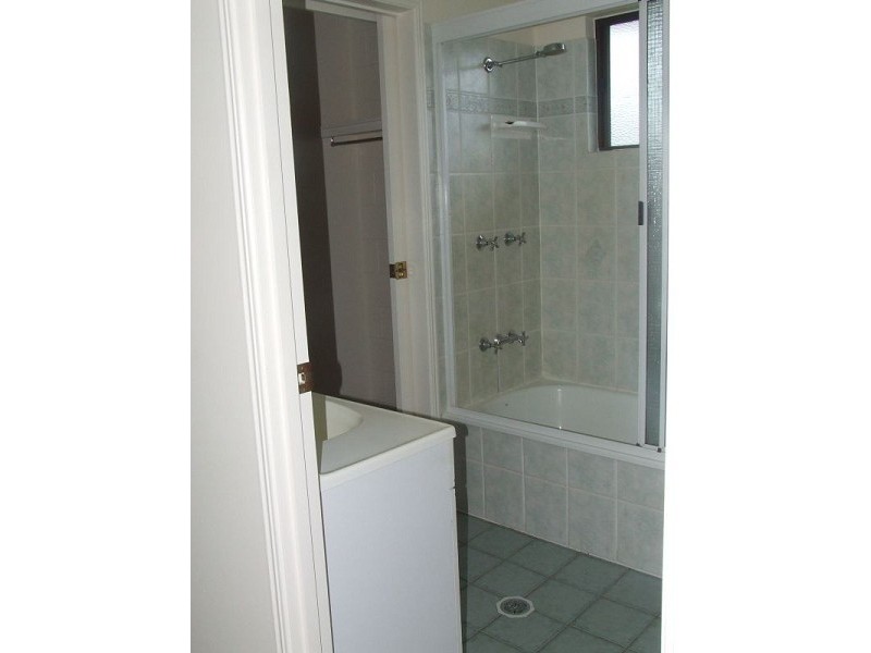 11 Blue Mountain Drive, Bluewater Park QLD 4818