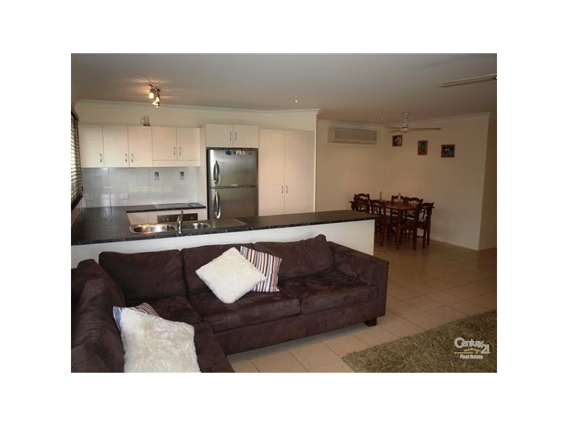 6 Kenwick Place, Kirwan QLD 4817