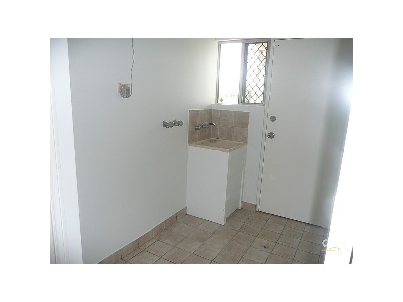 38 Burnda Street, Kirwan QLD 4817