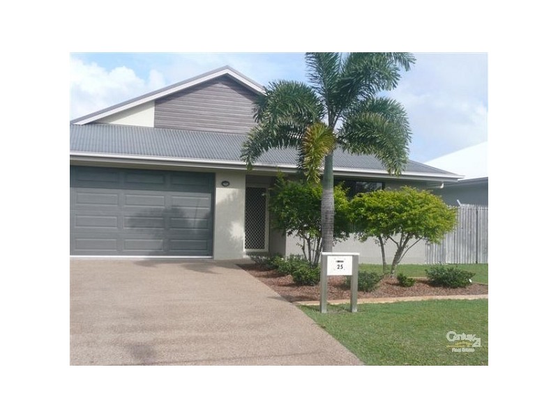 Bushland Beach QLD 4818