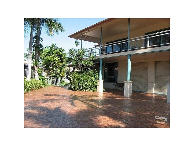 4 Alba Court, Bushland Beach QLD 4818