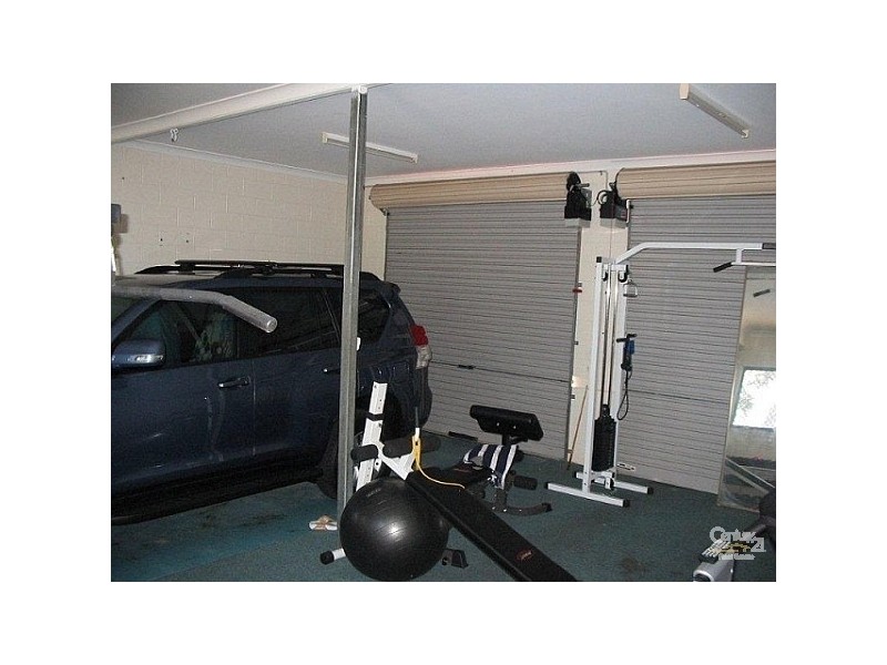 4 Alba Court, Bushland Beach QLD 4818