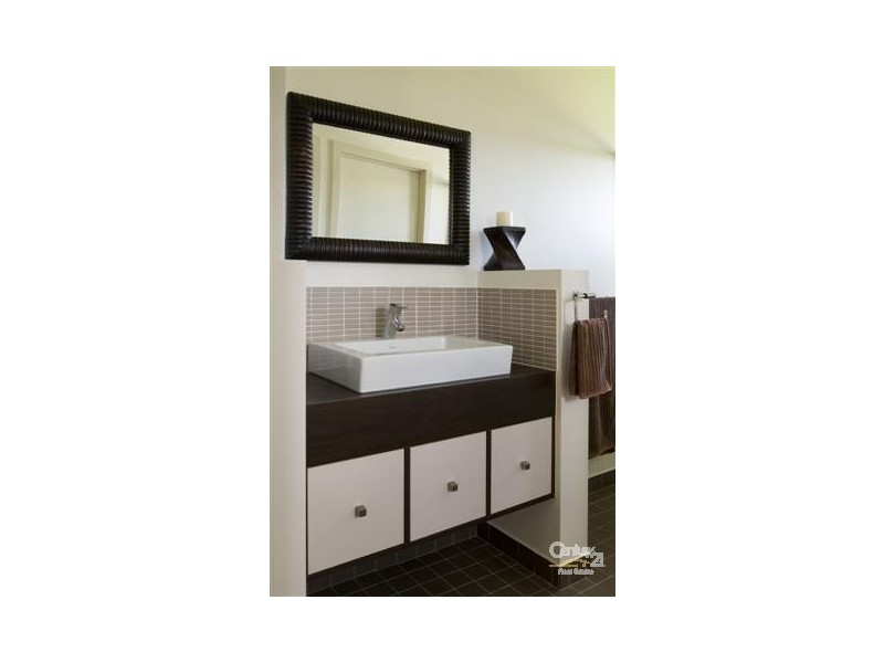 73 Bamboo Crescent, Mount Louisa QLD 4814