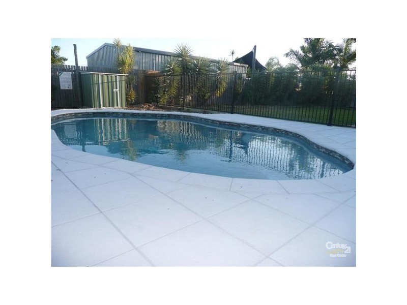 73 Bamboo Crescent, Mount Louisa QLD 4814