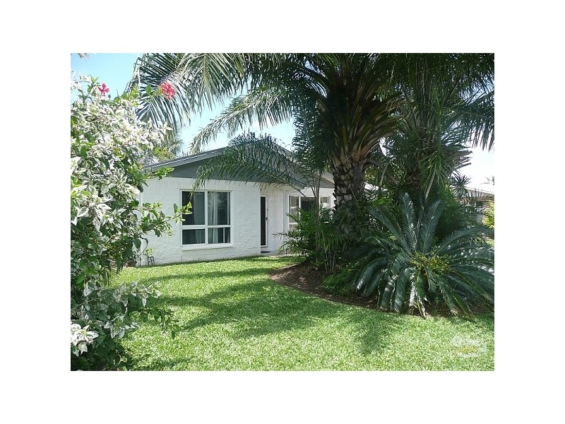 8 Faulkner Street, Burdell QLD 4818