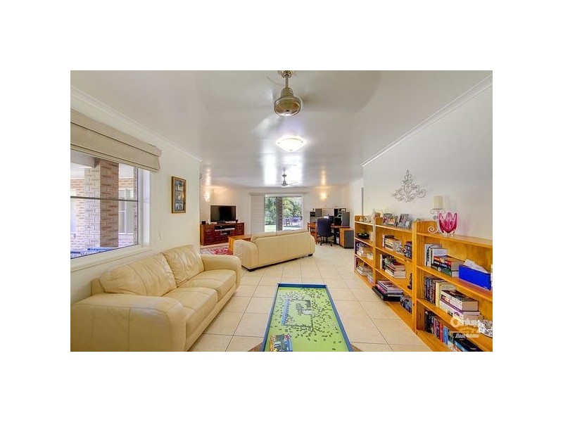 6 Birch Court, Bushland Beach QLD 4818