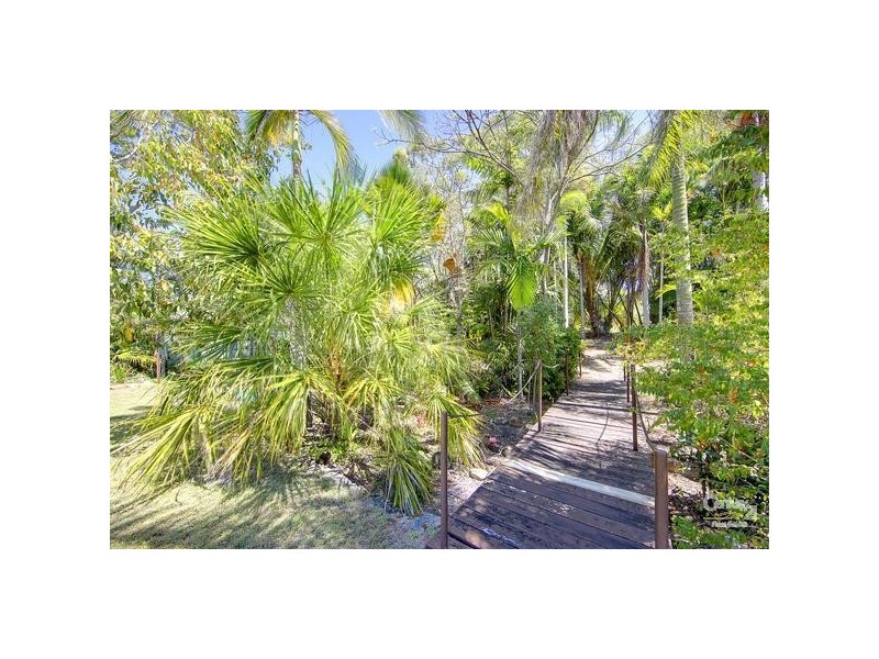 6 Birch Court, Bushland Beach QLD 4818