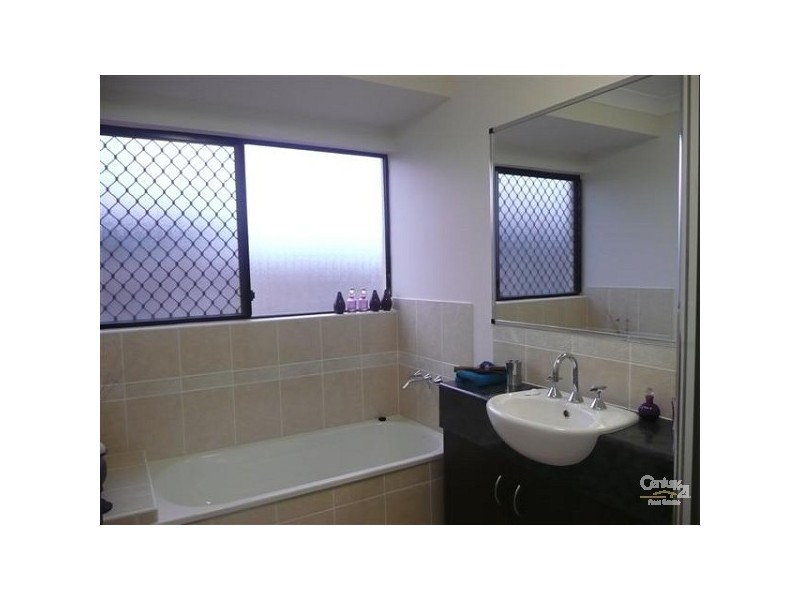Burdell QLD 4818