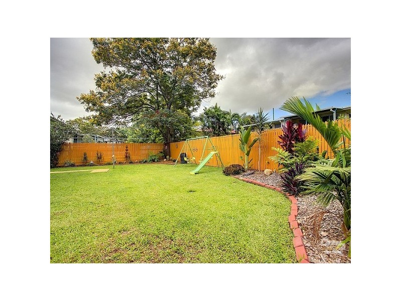 16 Cuthbert Crescent, Vincent QLD 4814