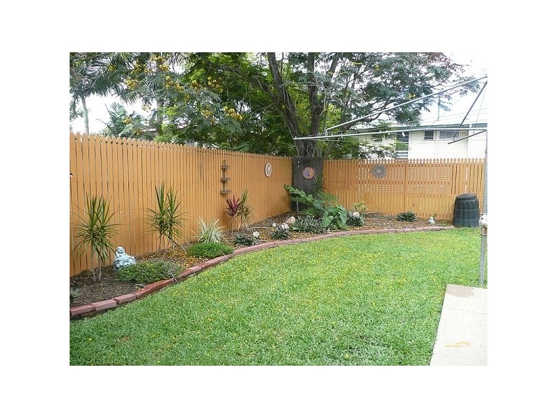 16 Cuthbert Crescent, Vincent QLD 4814