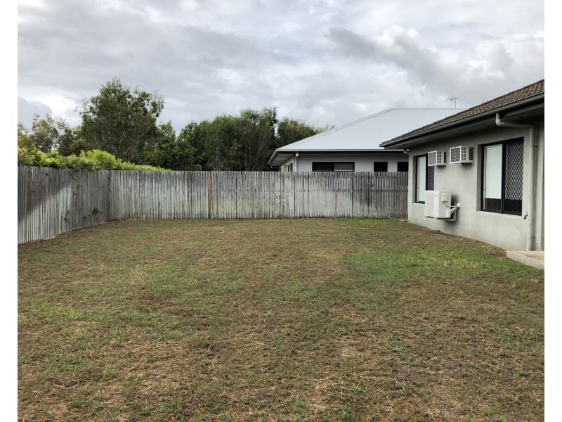 73 Daintree Drive, Bushland Beach QLD 4818