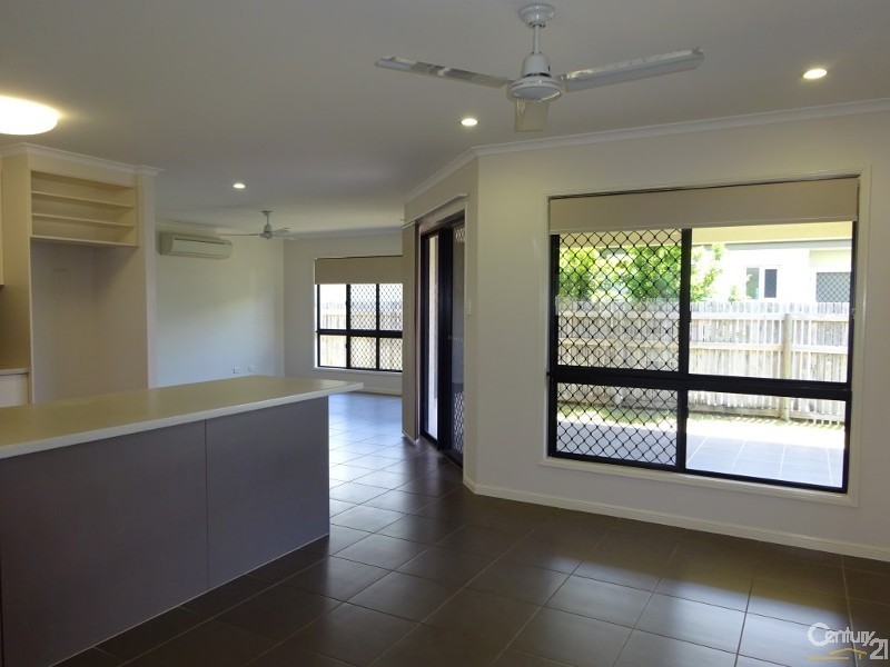 5 Capricorn Drive, Burdell QLD 4818