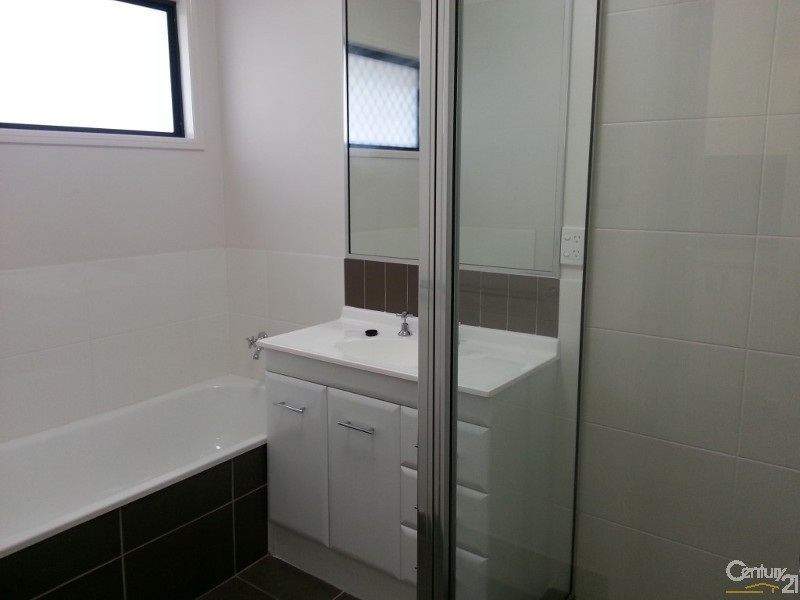 5 Capricorn Drive, Burdell QLD 4818