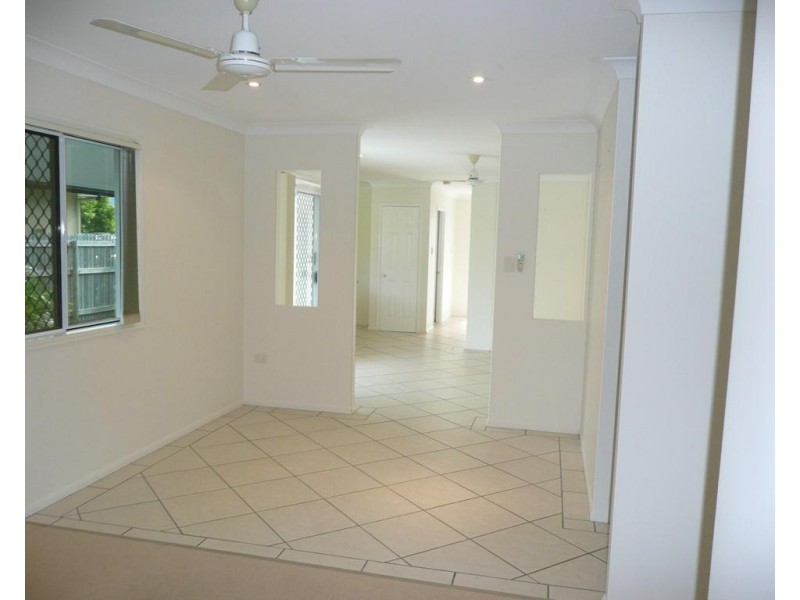 9 Michelia Close, Kirwan QLD 4817