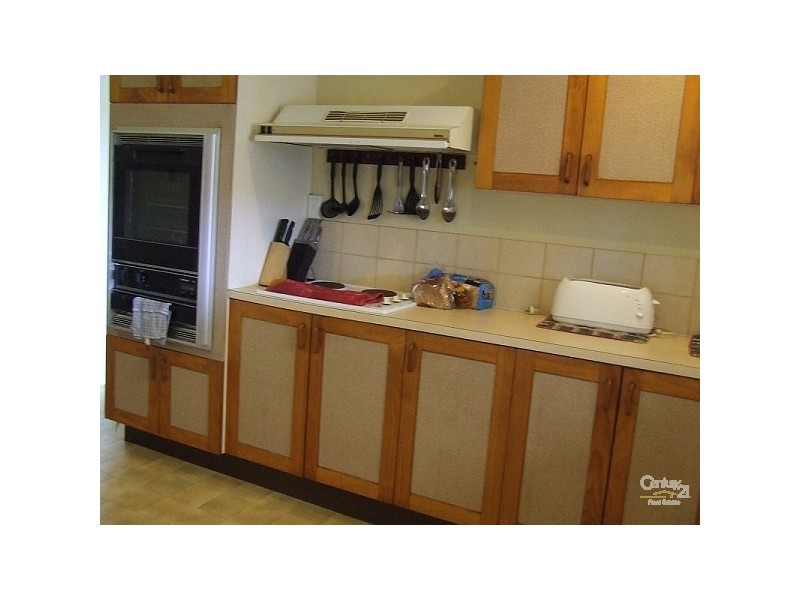 11 Jefferson Crescent, Kirwan QLD 4817