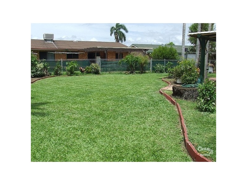 11 Jefferson Crescent, Kirwan QLD 4817