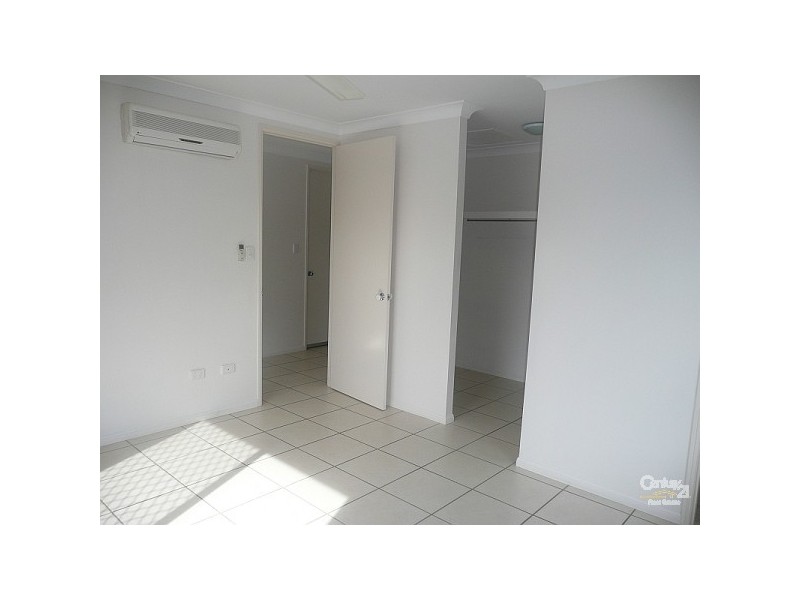 25 Greentree Circuit, Bushland Beach QLD 4818