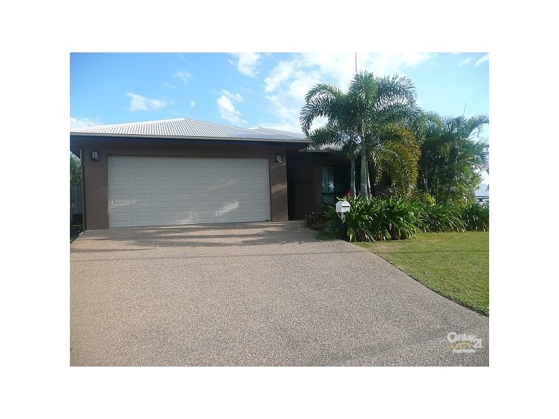 20 Greentree Circuit, Bushland Beach QLD 4818