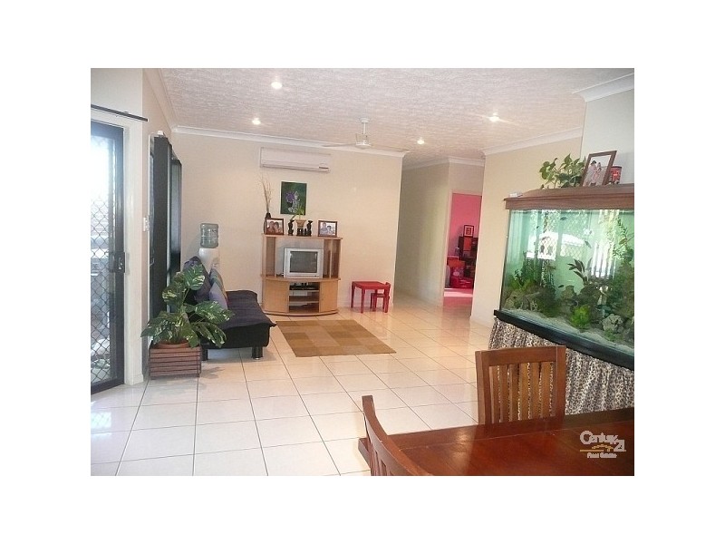 20 Greentree Circuit, Bushland Beach QLD 4818